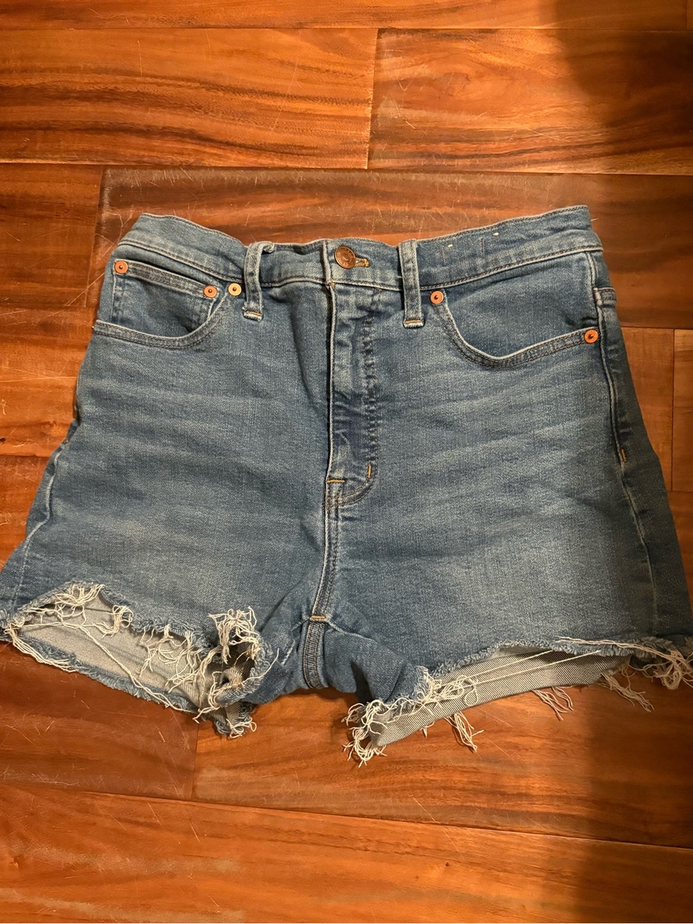 Madewell High-Rise Cutoff Denim Shorts Medium 27 Wash Raw Hem (1168)